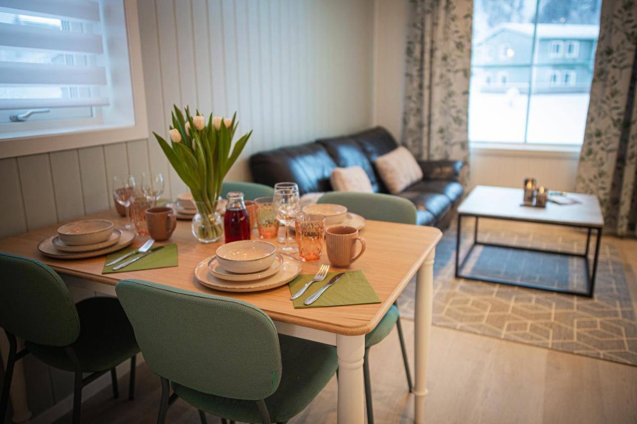 Forde Gjestehus Og Camping Esterno foto