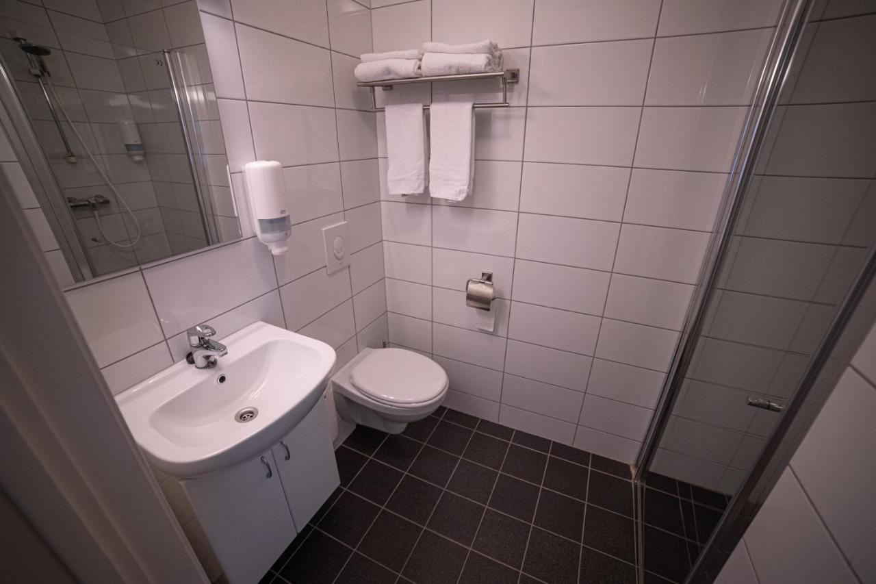 Forde Gjestehus Og Camping Esterno foto