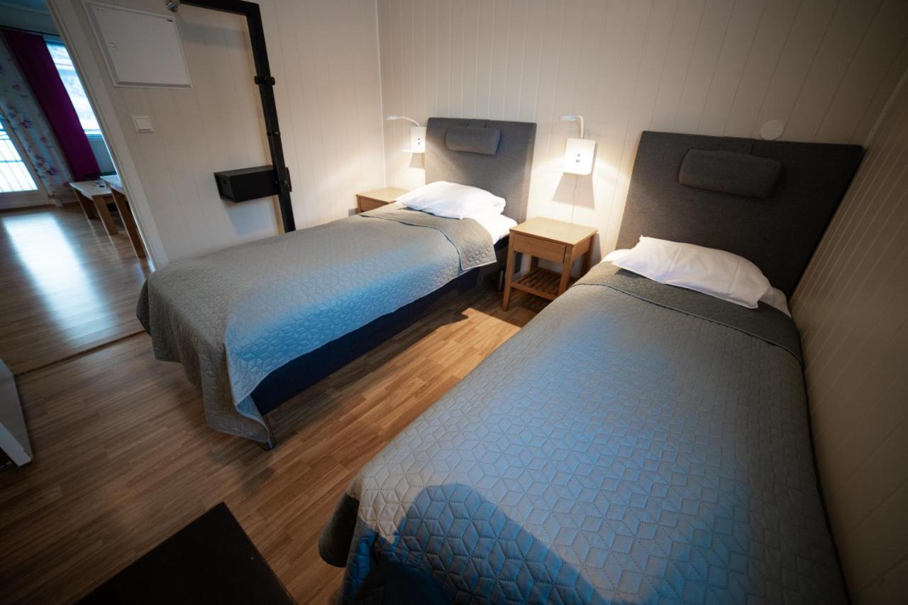 Forde Gjestehus Og Camping Esterno foto
