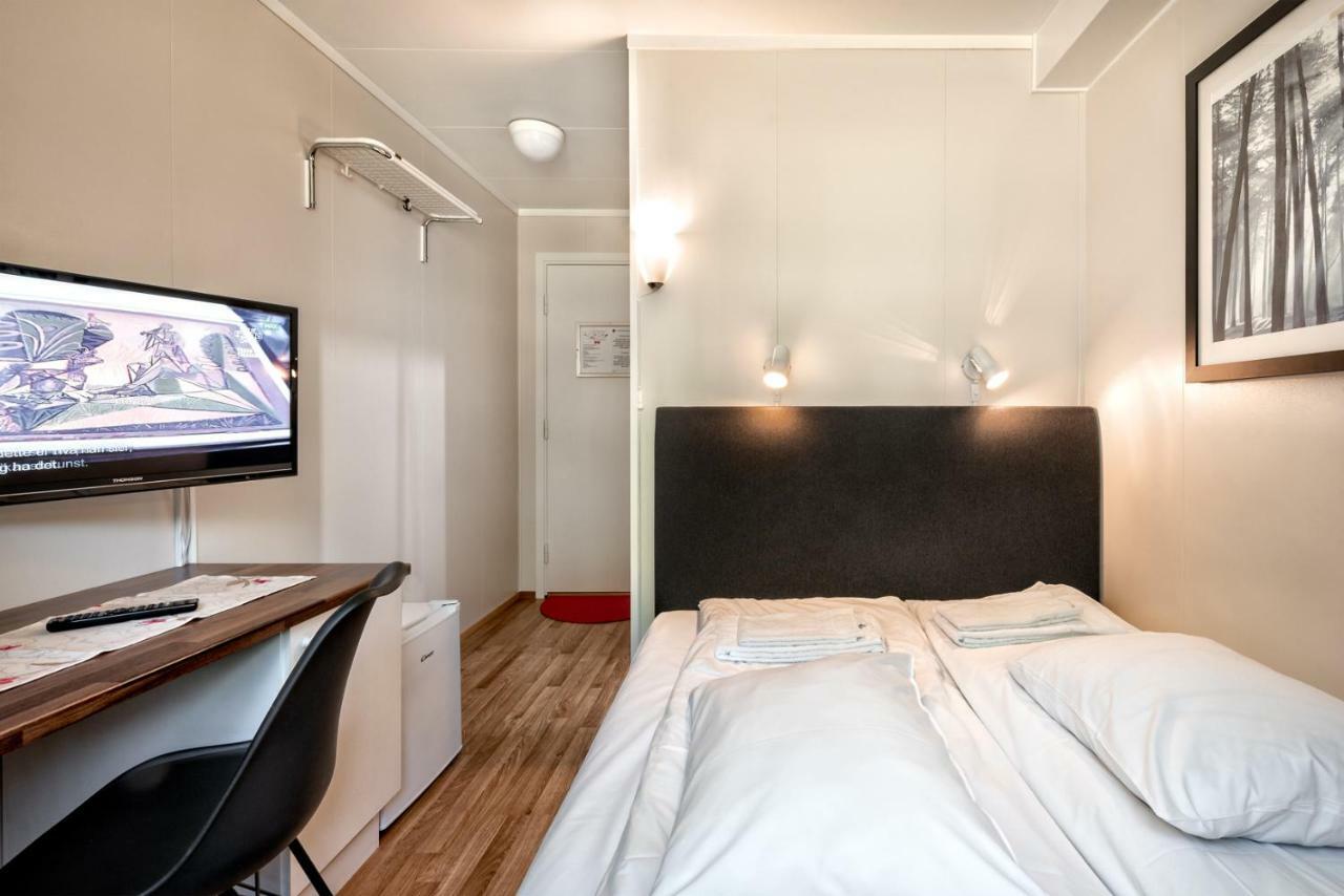 Forde Gjestehus Og Camping Esterno foto